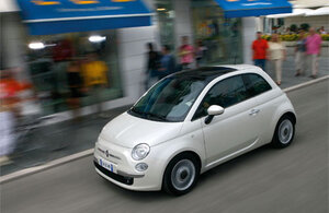 Базовый FIAT 500 оценен в России в 552 тысячи рублей
